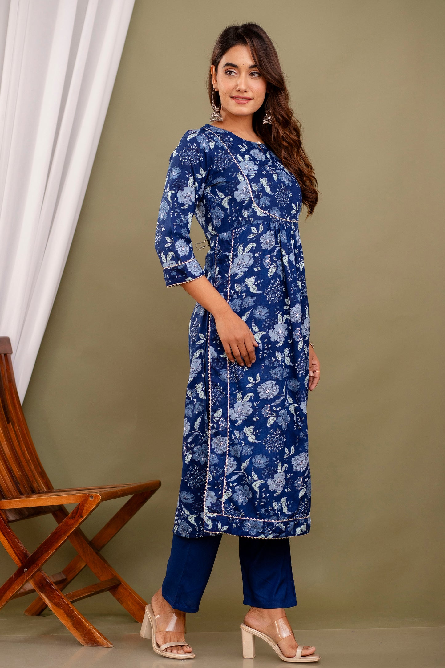 Women's BASE NAVY BLUE WITH LESS WORK Floral Printed Rayon Kurta And Pant Set